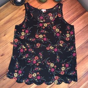 Scalloped floral tank top